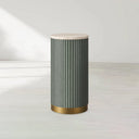 Finnley Pedestal